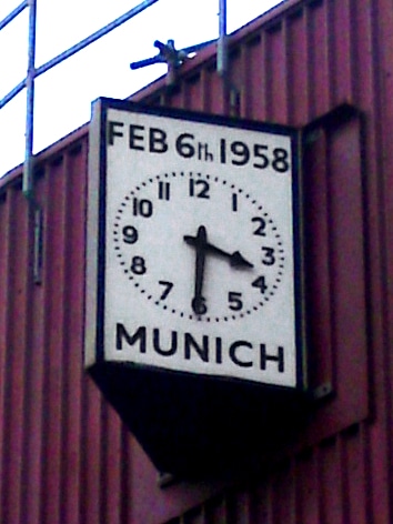 munich clock at old trafford