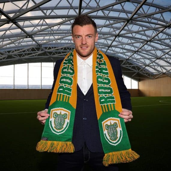 jamie vardy with rochester rhinos scarf